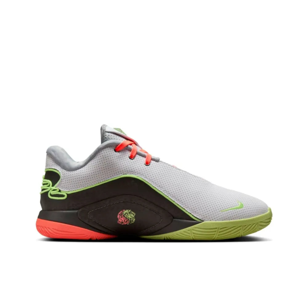 Nike LeBron XXII "Moonlight" (Solid Outsole)