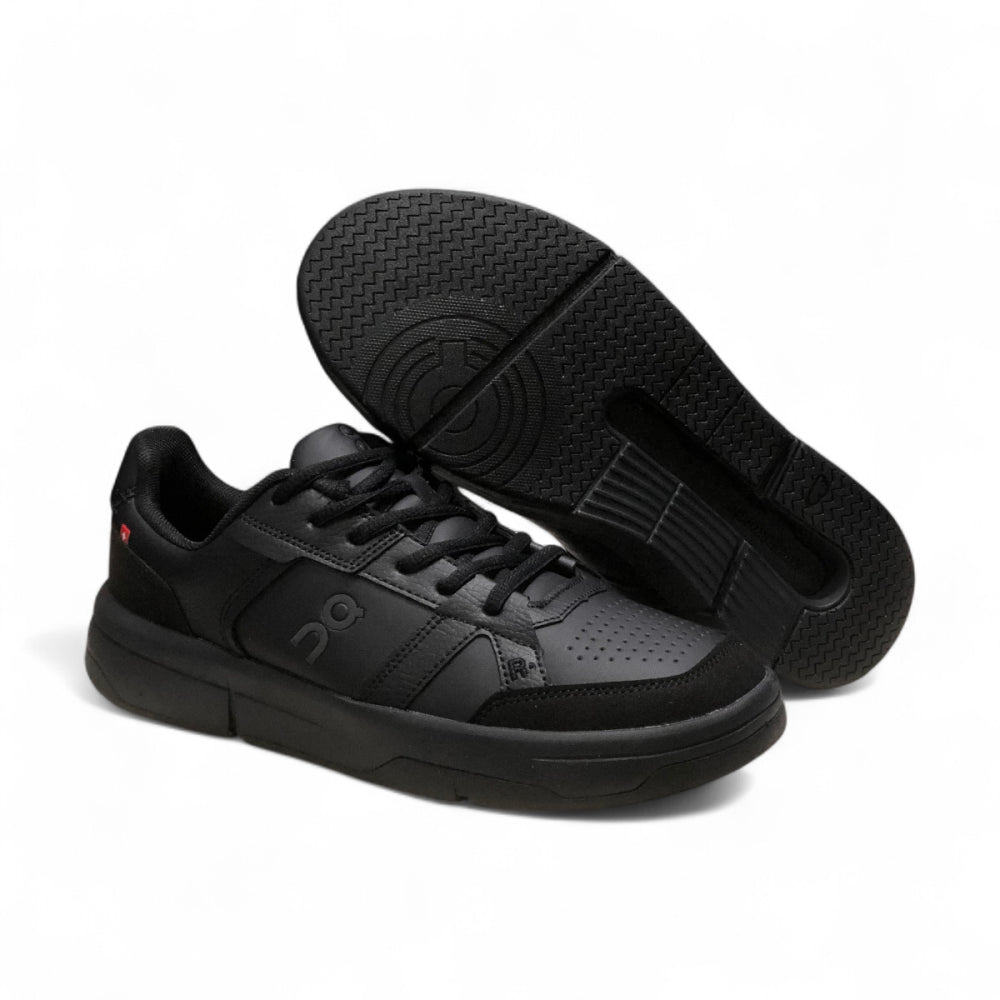 On running The Roger Clubhouse “Full Black”