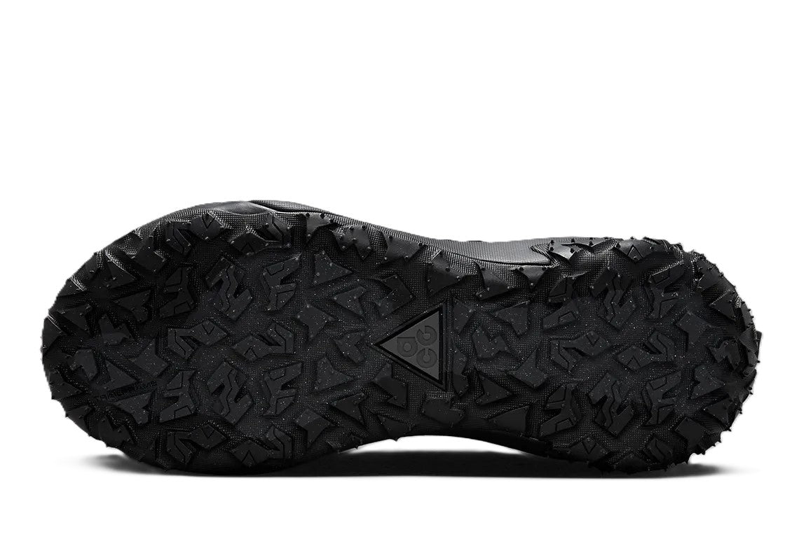 Nike ACG Mountain Fly Low 2 “Triple Black”