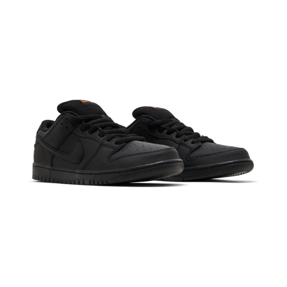 Nike Dunk Low Pro SB “Triple Black”