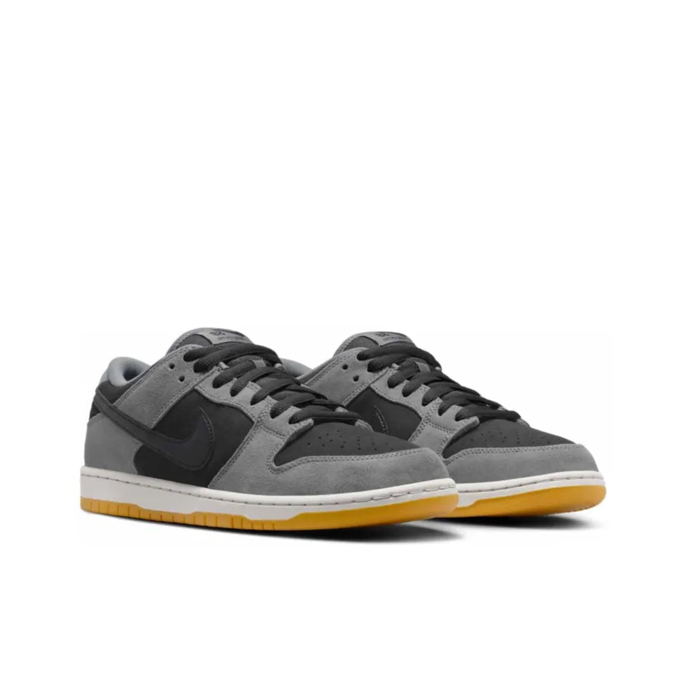 Nike SB Dunk Low Pro “Black Smoke Grey”