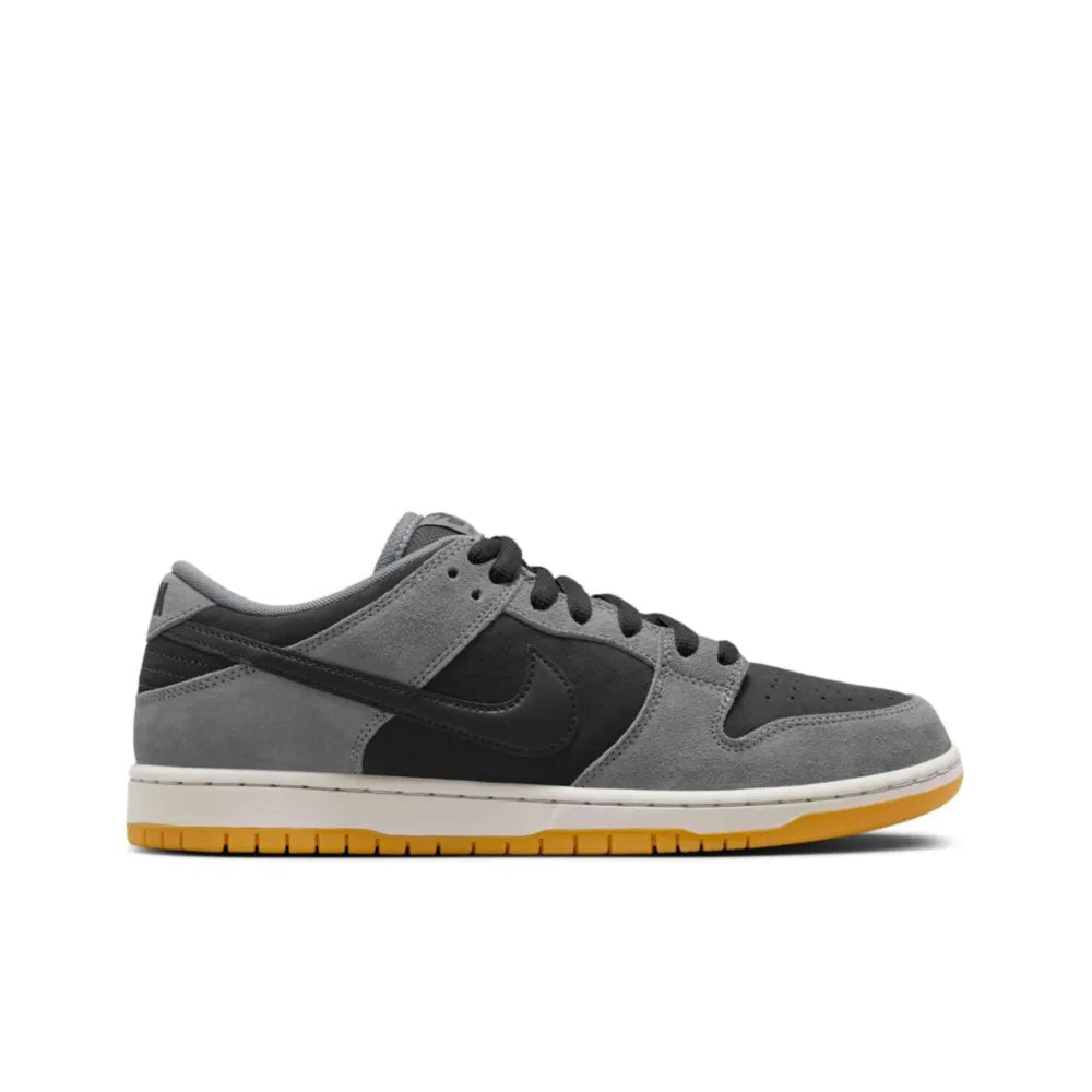 Nike SB Dunk Low Pro “Black Smoke Grey”