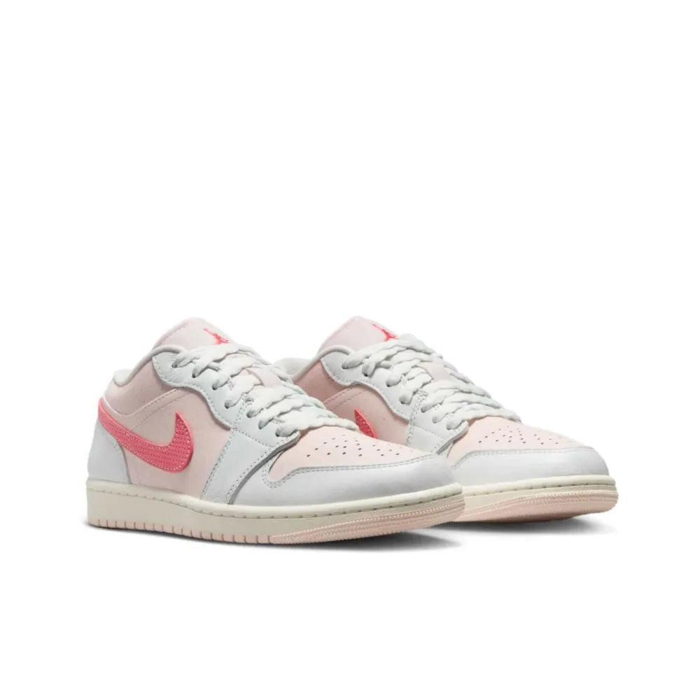 Air Jordan 1 Low SE “Strawberry Milkshake”