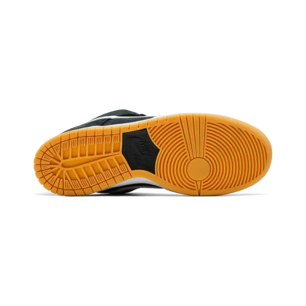 Nike Dunk Low SB “Black Gum”