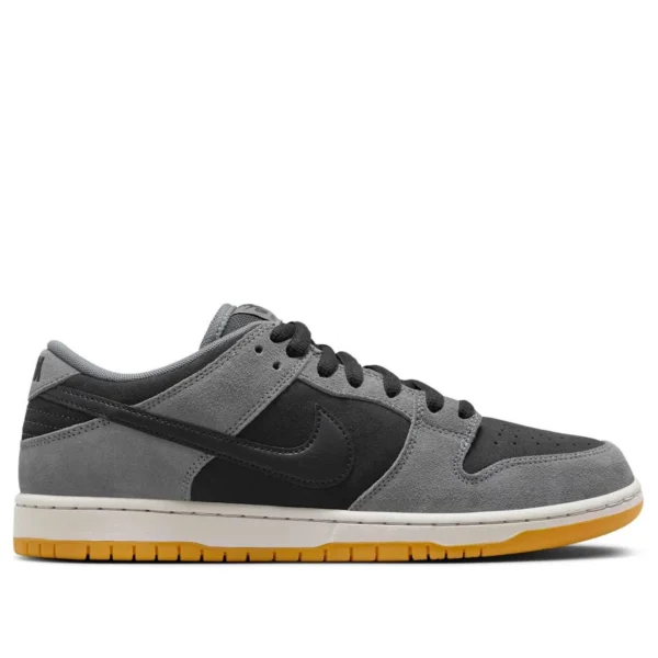 Nike SB Dunk Low Pro “Black Smoke Grey”