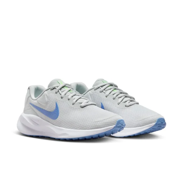 Nike Revolution 7 “Photon Dust Polar”