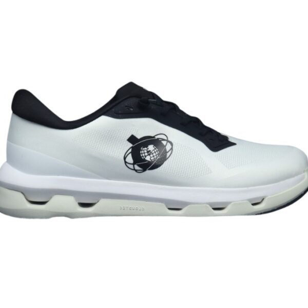 On Running x Kith Cloudzone “White / black”